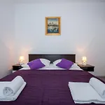 Hotel Roza