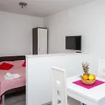 Roza 3* Dubrownik