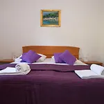 Roza Hotel