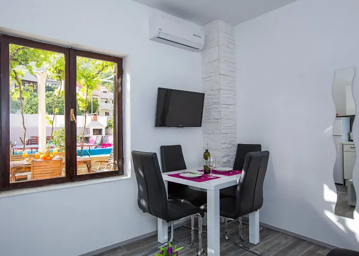 Hotel Roza