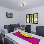 Roza Hotel