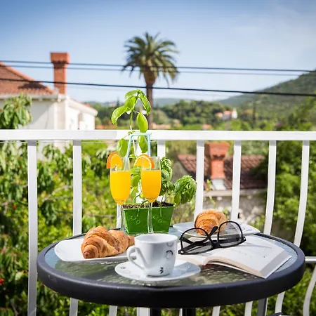 Hotel Roza Mokosica