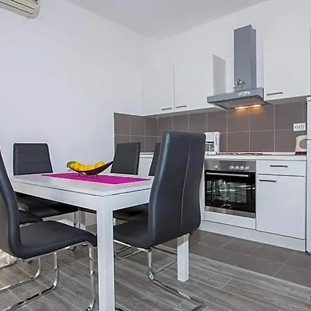 Roza 3* Mokošica