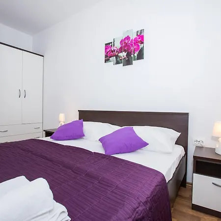 Roza Apartment