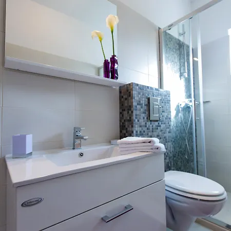 Roza Apartment